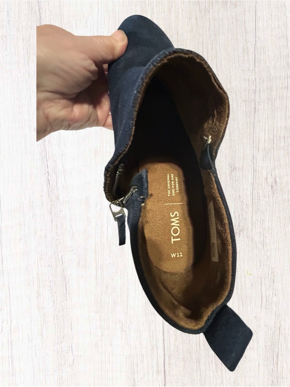 TOMS Navy Blue Suede Ankle Boots – Size 11W - Picture 7 of 9